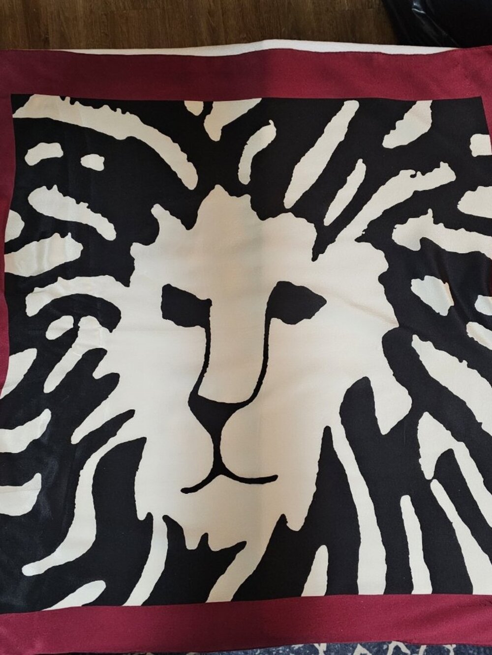 ANNE KLEIN Silk Scarf Large Logo. 34x34. Classic Quiet Elegance.